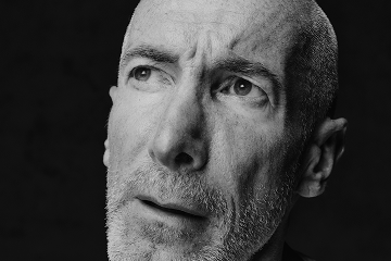 ${backgroundImageAlt}